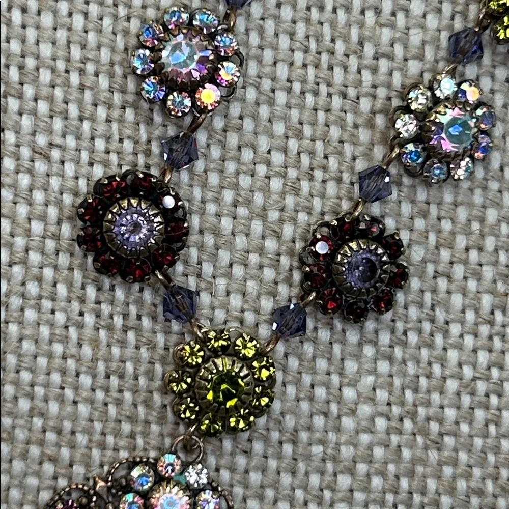 Liz Palacios Purple Pink Green Aurora Borealis Crystal Flower Pendant Necklace - Picture 10 of 14